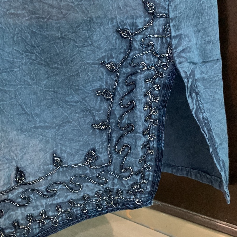 Luna Moon Blue Summer Top! - Picture 7 of 8